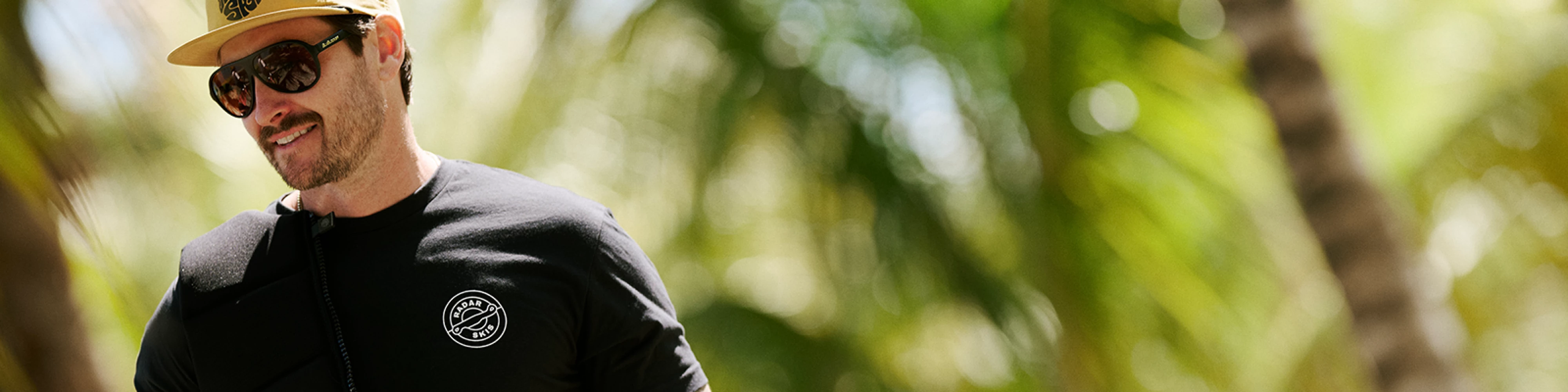 RADAR APPAREL VIBE BANNER